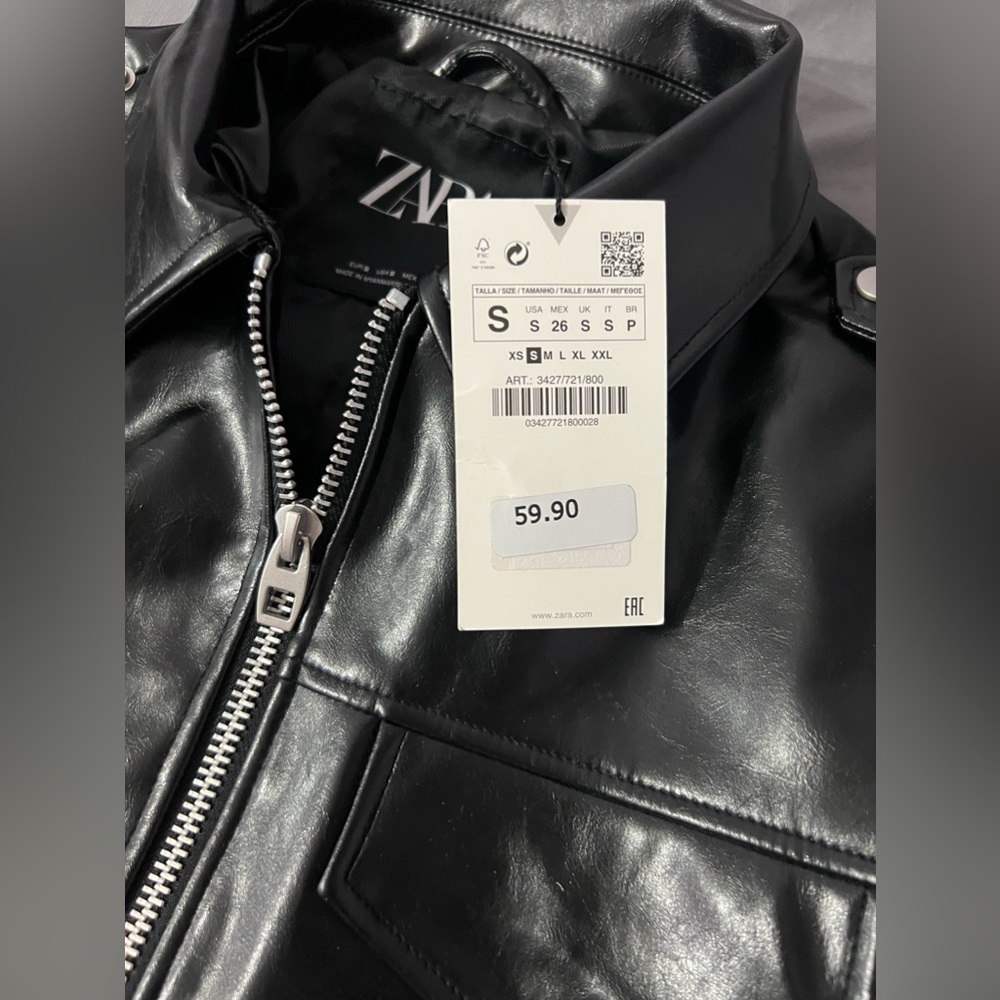 ZARA cropped faux leather jacket *NEW ! TAGS INCLUDED*